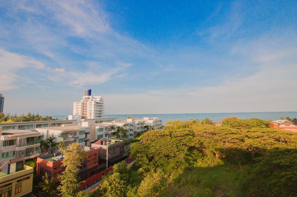 Rocco Hua Hin Beach Seaview Esterno foto